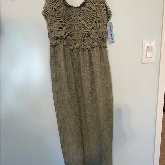 Bohemian Green Godess Dress - Picture 3 of 3